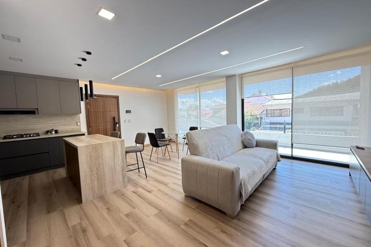 Suite Moderna A Estrenar En El Corazon De Cuenca Exterior foto